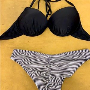 Scrubchie butt bottom size M padded top size Xl